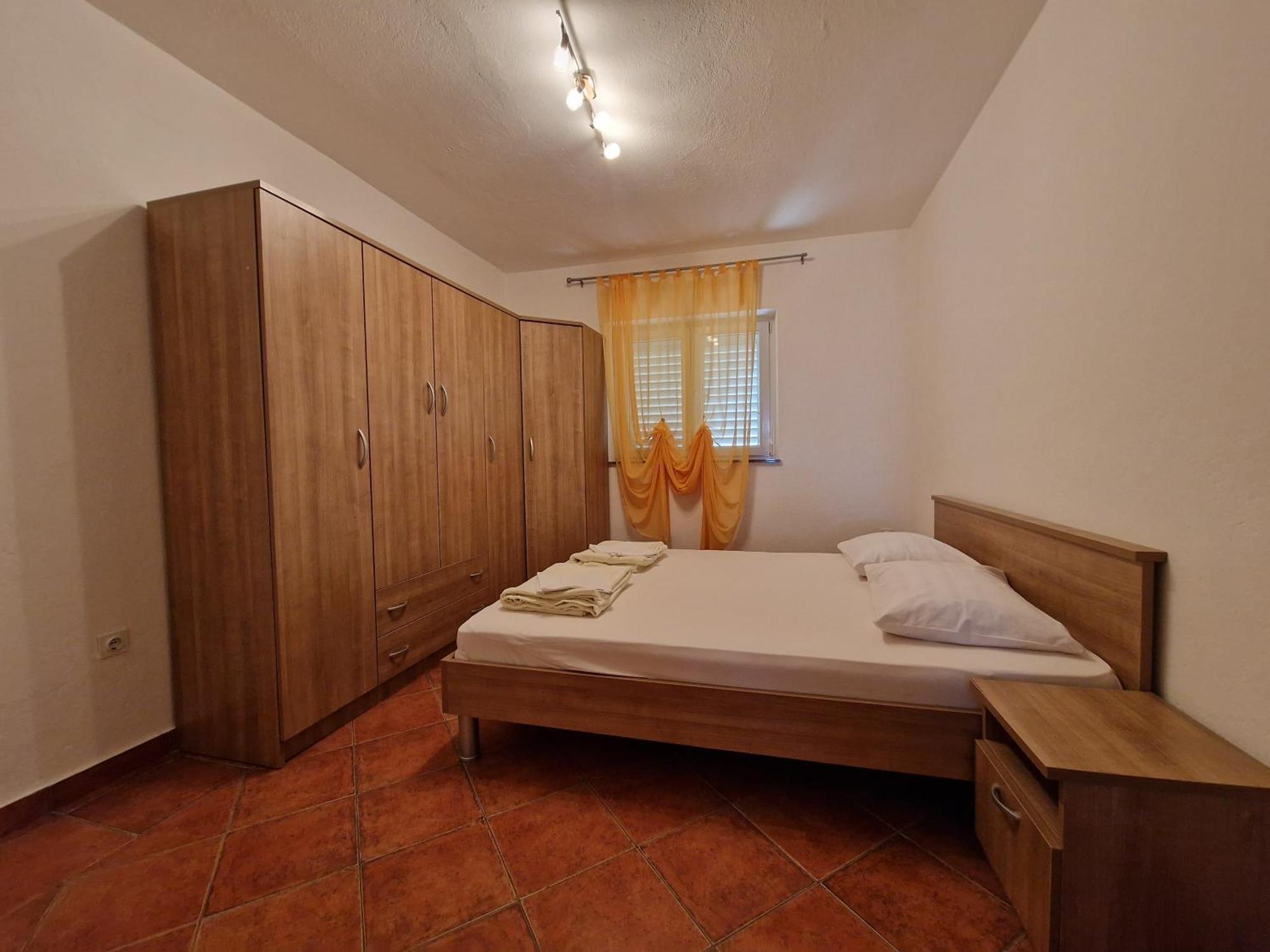 Apartments And Room Suza Senj  Habitación foto