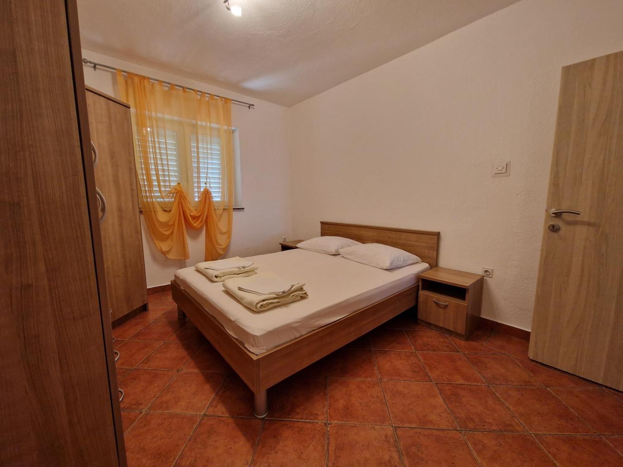 Apartments And Room Suza Senj  Habitación foto